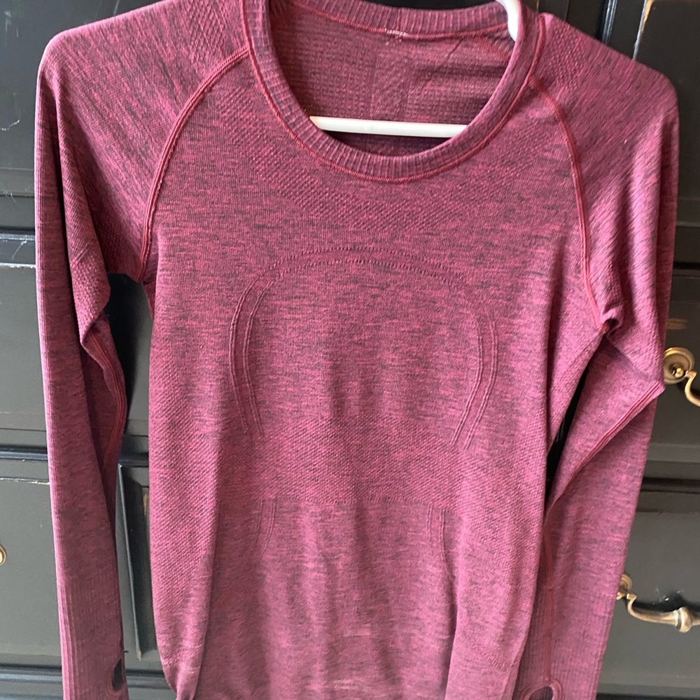 LuLu Lemon Long Sleeve Crew